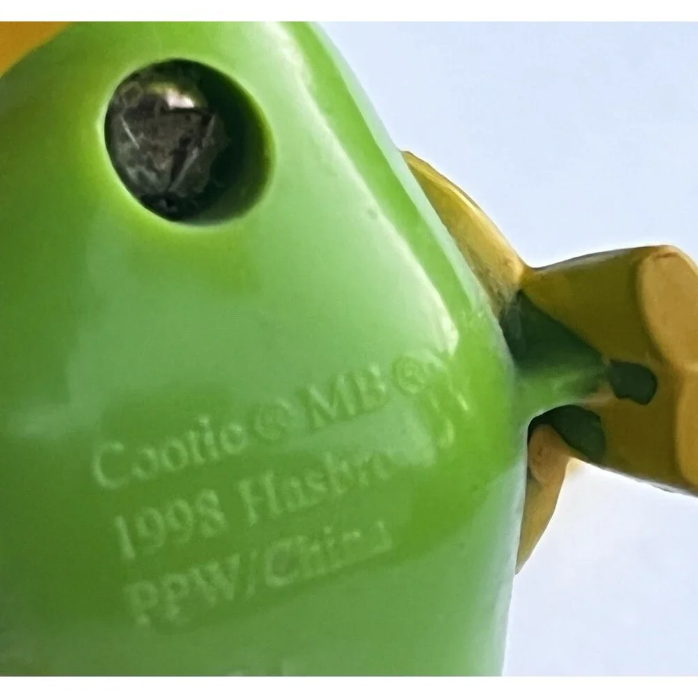 1998 Jack in the Box Hasbro Cootie Bug Toy Figure Restaurant Premium Vintage